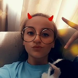 Meet your Posher, Elaina